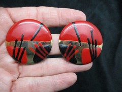 VTG-1980’s Black & Gold Tone w/Red Enamel Pierced Earrings Combined Shipping ok