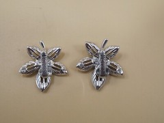 1960’s Sarah Coventry Ivy Leaf SIlver Tone Brooch & Clip Earrings Set