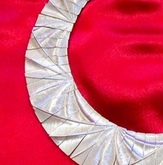VTG RUNWAY UNSGND LES BERNARD EGYPTIAN SILVER TEXTURED COLLAR NECKLACE EXC