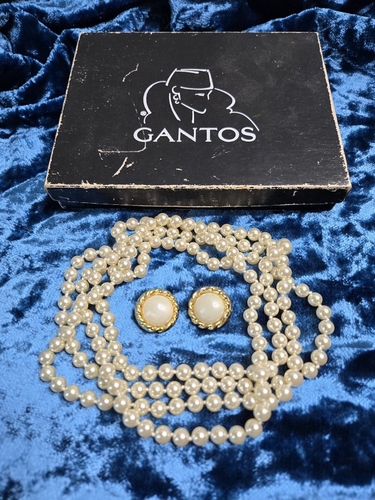 Vintage Gantos Costume Jewelry Gold White Pearl 60″ Necklace Clip On Earrings