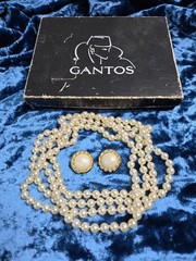 Vintage Gantos Costume Jewelry Gold White Pearl 60″ Necklace Clip On Earrings