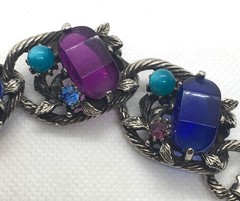 UNIQUE SELINI LINK BRACELET W/PURPLE, TURQUOISE & VIOLET LUCITE INSET PIECES!