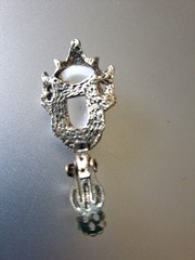 Vintage Single Selro Selini Toshikane “God of Happiness” clip on earring