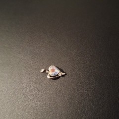 Vintage Uncas 10K White Gold Heart Pendant – Iridescent Aurora Borealis Crystal