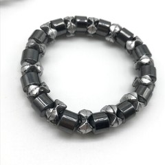Ladies Lot Of 4 Stretchable Retro Fashion Bracelets