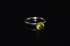 Certified Natural 1.7Cts Green Tourmaline Solid Platinum Solitaire Stacking Ring