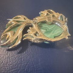 Vintage Unsigned Hattie Carnegie Green Lucite Angel Fish Brooch Rhinestone Gold.