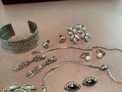 Lot Of Antique Looking Jewelry Earrings Pins Necklace Bracelet