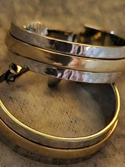 Vintage Avon Gold&silver Tone Clip On Earrings 1970-1990