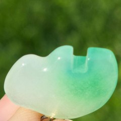 Vintage Jade Stone Buffalo Pendant Green White Bison Carved Charm Nature Jewelry