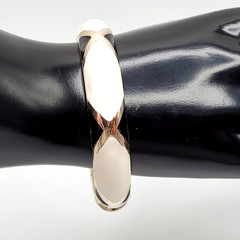 Black White Geometric Abstract Enamel Print Silver Tone Hinged Bangle Bracelet