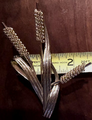 VTG Napier Cattail Brooch Mid Century Modern Botanical Gold Tone Typha Pin