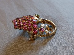 Beautiful Vintage Uranium Glass and Rhinestone Flower Basket Brooch.