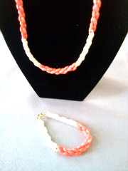 VTG 1980’S RED CORAL-FRESH WATER PEARLS 17″ CHOKER & MATCHING 7″ BRACELET