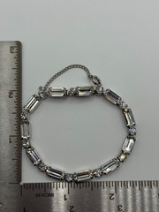 Vintage Weiss Rhinestone Bracelet Silver Tone
