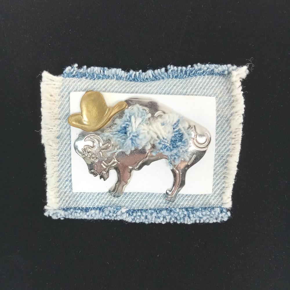 Vtg Denim Buffalo Brooch Hand Made 2×1 inches Unique Brooch Silver & Gold Tones