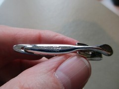 VINTAGE SILVER GENTS DARK GREY MOTHER OF PEARL ENGLISH NIPPY CLIP TIE PIN CLASP