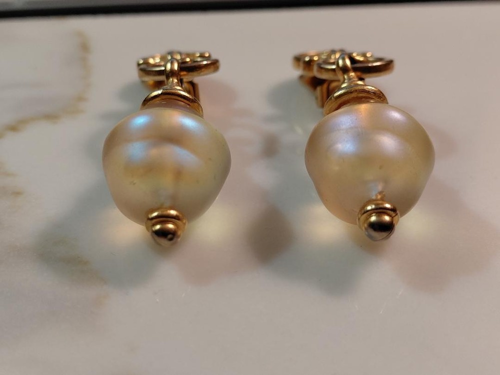 Vintage Ben Amun Gold-Tone Statement Clip-On Earrings