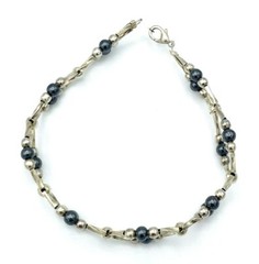 Vintage Silver Tone Korea Hematite Bead Bracelet 8″