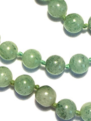 Vintage Chinese Lovely 7mm PREHNITE GEMSTONE Hand Knotted 25″ beaded NECKLACE