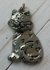 Vintage GLE Pewter Cat Pendant 1992 1 5/8″ x 1 1/8″