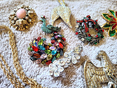 Vintage Costume jewelry lot. Many designers.