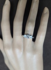 1.00ct platinum zales three stone engagement ring natural Diamond