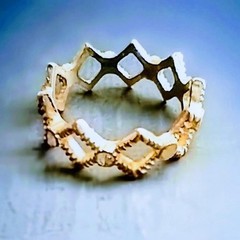 18K Yellow Gold Diamond Accented Mesh Lattice Design Ring