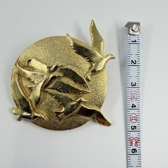 Gold-tone Seagulls In Flight and Sun Brooch Pin Jewelry Marked AJ.C.