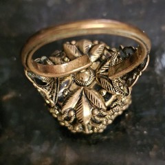 VTG RING Gold Wash Blue Glass Sapphire Cocktail Dome Sz 8.5