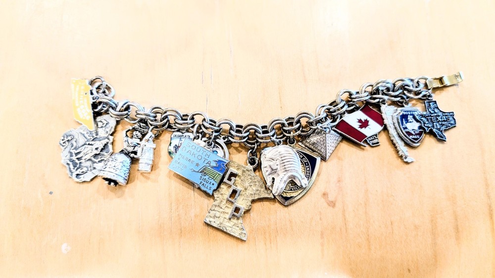 Vintage Sterling Silver Charm Bracelet 17 Charms 6.5inches