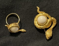 Vintage Gold Tone Snake Serpent Brooch & Ring Set Cabochon Center Ring Sz 8