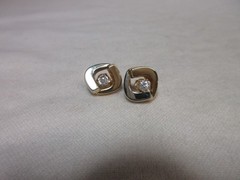14K SOLID YELLOW & WHITE GOLD CZ STONE EARRINGS MARKED JAW POST STUD #14