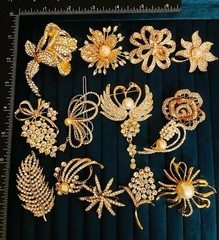 Vintage Style Crystal Rhinestone Brooch Lot 15 Elegant Floral & Animal Designs