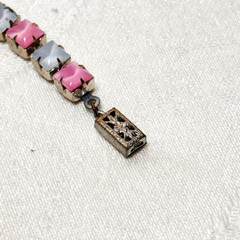 BRACELET pastel blue pink glass faux gem silvertone metal box clasp vintage 7″ c