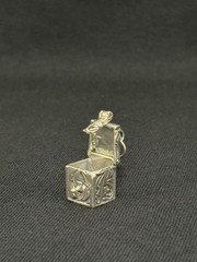 Vintage STER Sterling Silver Opening Box Charm Art Nouveau Floral Pendant 3D