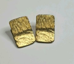 Norma Jean Signed Vintage 1980s Gold Hammered Rectangle Statement Clip Earrings