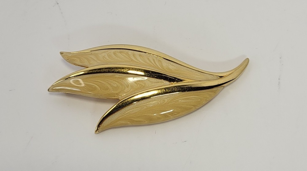 Rare Vintage Napier Triple Leaf Enamel Gold Toned Brooch