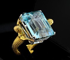Julius Cohen Aquamarine Diamond Platinum 18 KT Ring