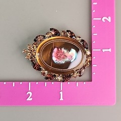 Vintage Juliana D & E Cameo Brooch Pendant Necklace Iridescent Rhinestones 2″