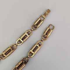 Vintage Kramer of NY Necklace Book Chain Victorian Revival Gold Tone SHORT 14″