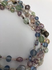 Vintage PASTEL PINK, BLUE, GREEN LUCITE FACETED BEAD NECKLACE Frosty 42″ Long