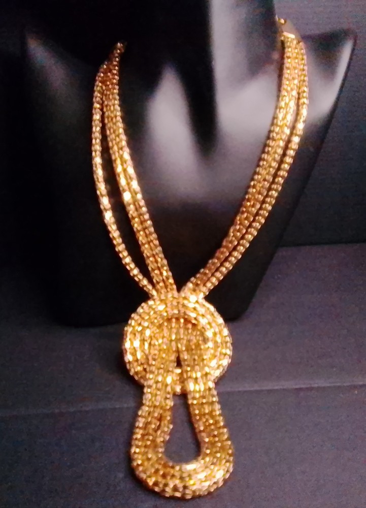 C1946 Brand Egyptian Style Cleopatra Inspired Gold Tone Choker 14-17 Inches