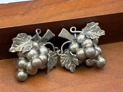 Vintage Taxco Mexico 925 Sterling Silver Grape Broch/Pendant Earring Set 30g