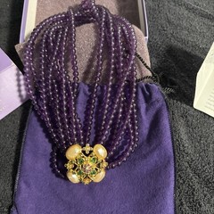 Elizabeth Taylor For Avon Forever Violet Glass Bead Necklace