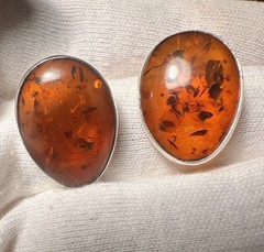 Vintage Pre- Historic Amber Sterling Silver Oval Clip-On Earrings TW. 6 Grams