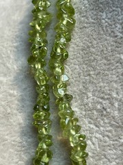 Vintage Peridot Small Chip Necklace 32” No Clasp