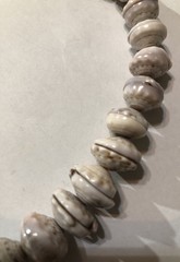 Puka Shell Necklace Hawaiian Lei Graduated 9 mm to 17 mm 17 in Length – Vintage