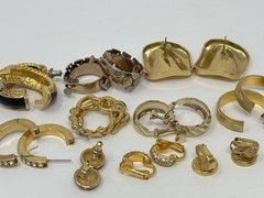 Vintage 80s 90s Bold Estate Mixed Costume Earring Lot (10) Gold Tone Enamel