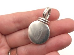 Vintage Solid Sterling Silver 925 Fancy Monogram Engraved Letter O Pendant